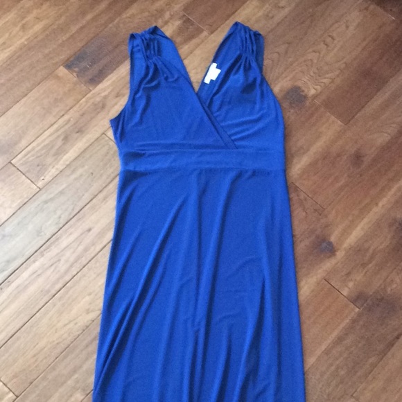 Blue dress - Picture 1 of 3